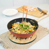 L'incroyable wok anti-adhérent rouge Cookut