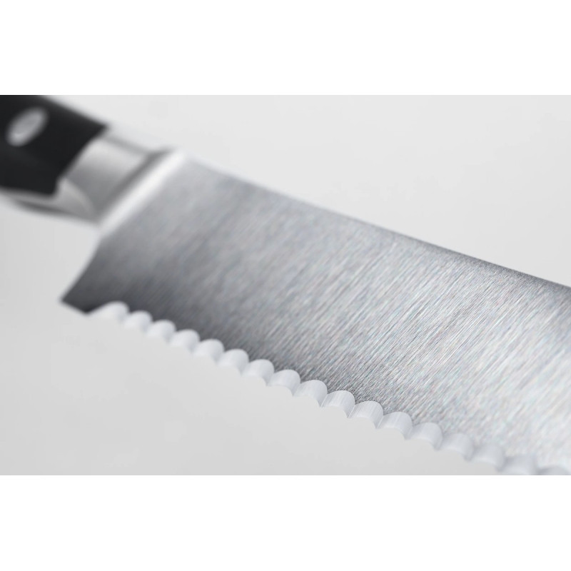 Détail lame du couteau à pain 20 cm Classic Ikon