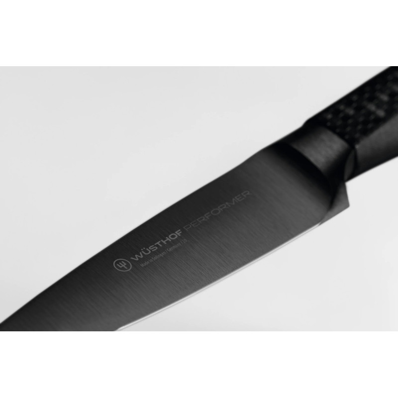 Détail de la lame du couteau de chef Performer 16 cm